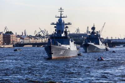 Путин посетит главный военно-морской парад ВМФ