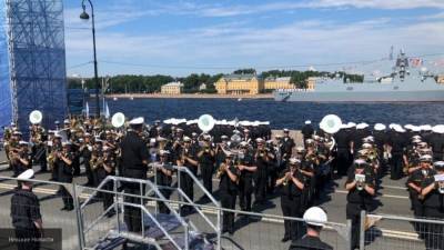 Путин приедет в Петербург на парад в честь Дня ВМФ