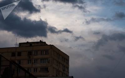В Ереване годовалый ребенок выпал из окна четвертого этажа – врачи борются за его жизнь