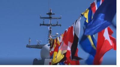Путин 26 июля посетит военно-морской парад в Петербурге