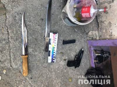 В Днепропетровской области освободили подростков. Их похитили и пытали в гараже