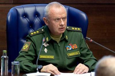 Генерал-полковник Фомин рассказал военным атташе о ходе внезапных проверок ВС РФ