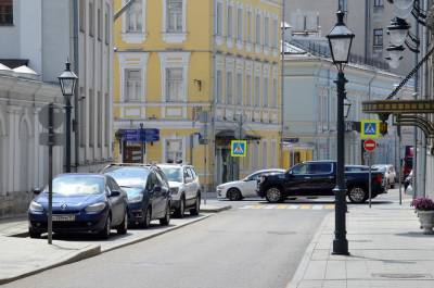 Зону действия парковочных разрешений расширили для резидентов 12 районов Москвы