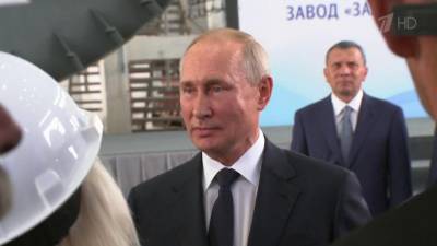 Владимир Путин согласился с предложением перенести акцию «Бессмертный полк» на 9 мая 2021 года