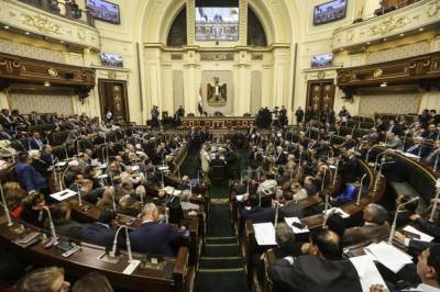 Парламент Египта проголосовал за размещение военных сил в Ливии
