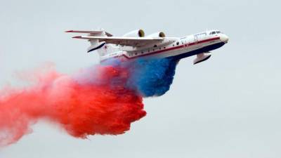 Самолет-амфибия Бе-200 примет участие в параде ВМФ