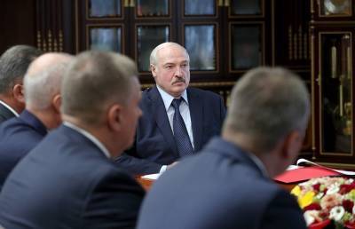 Лукашенко – дипломатам: В мире денег предостаточно. Надо просто уметь работать на внешних рынках