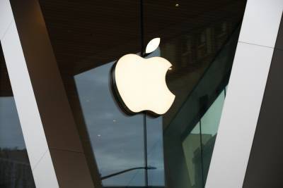 В США к Apple подали иск из-за отказа помочь жертвам мошенничества