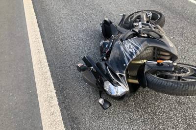 Пассажирка мотоцикла погибла в ДТП на КАД