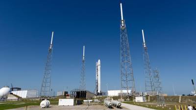 SpaceX отправила на орбиту военный спутник
