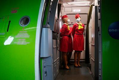 Россияне назвали авиакомпанию с лучшими стюардессами в мире
