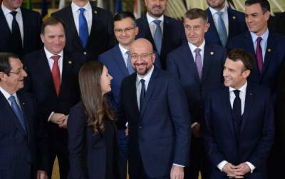 Итоги саммита: европейские лидеры согласовали бюджет и план восстановления экономики
