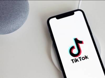 TikTok вновь обвинили в слежке за пользователями