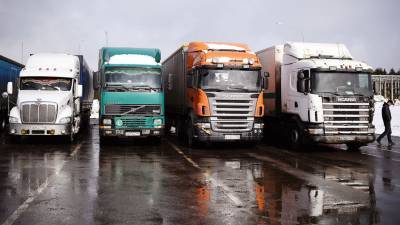В трех округах Москвы заработают новые правила проезда грузовиков