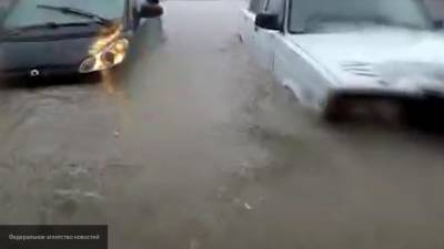 Очевидцы поделились кадрами потопа в Свердловской области