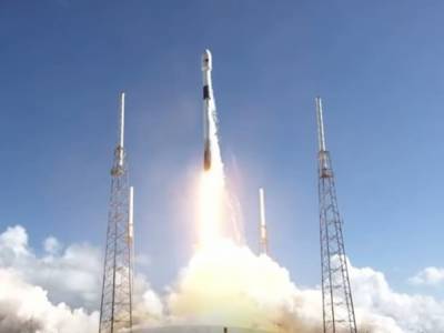 SpaceX вывела на орбиты военный спутник для Южной Кореи