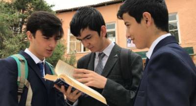 В Таджикистане повышается стоимость обучения в некоторых вузах и частных школах