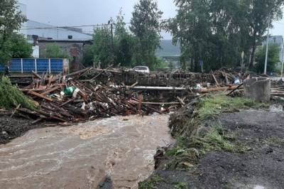 В МЧС рассказали о ликвидации последствий паводка в Нижних Сергах на Урале