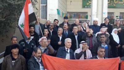 Жители Хасаки выразили поддержку Асаду, устроив протест против США и Турции