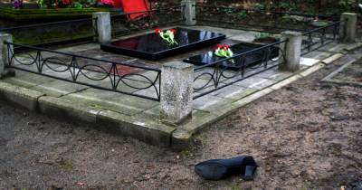 В Багратионовске грабитель затащил избитую женщину на кладбище и отнял сумку