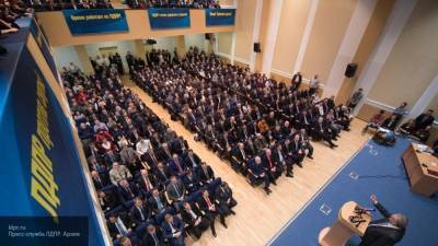 Два депутата из Хабаровска заявили о выходе из ЛДПР после смены губернатора