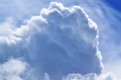 Российские ученые предлагают вызывать дождь, нагревая облака