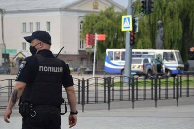 Захват заложников в Луцке: террорист заявил о детях и беременных в автобусе