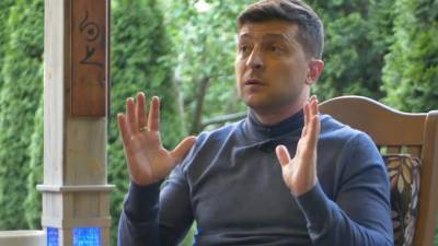 Зеленский заявил, что держит под контролем ситуацию в Луцке