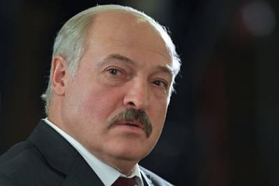 Лукашенко порассуждал о жизни погоняемых кнутом белорусов