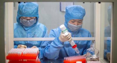 Китайская вакцина от коронавируса не помогла пожилым людям - СМИ