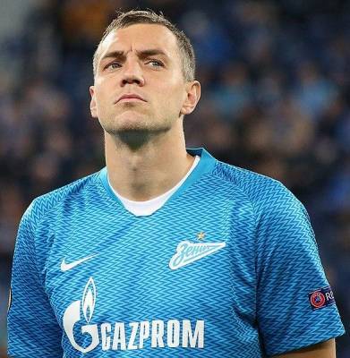 Артем Дзюба отреагировал на обвинение фаната в подкупе судей в матче со «Спартаком»