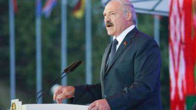Лукашенко заявил об угрозе потерять суверенитет над "клочком земли"