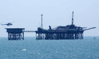 Корабли НАТО крутятся у добывающих для Крыма газ платформ в Черном море