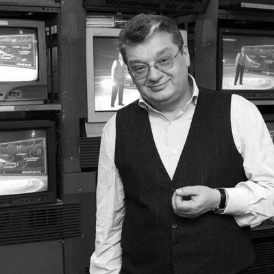 Прощание с телеведущим Александром Беляевым пройдёт в четверг на Троекуровском кладбище