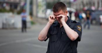 Двое харовчан побили троих полицейских