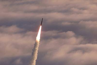 США захотели активно тестировать свои «супер-пупер»-ракеты