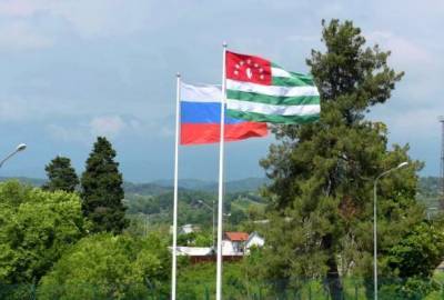 Абхазия ждет, что Россия откроет границу