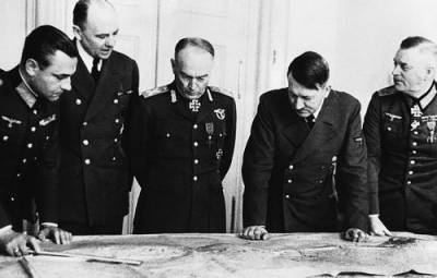 В этот день в 1940 году военное руководство Германии приступило к разработке плана нападения на СССР