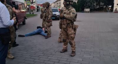 Луцкий террорист сдался сам - МВД
