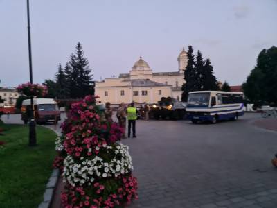 В Луцке освободили всех заложников автобуса, захватчика задержали
