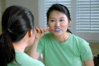 Отказ от чистки зубов грозит развитием рака