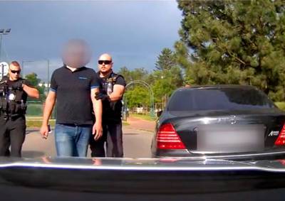 В Праге пьяный водитель-иностранец пытался подкупить полицейских