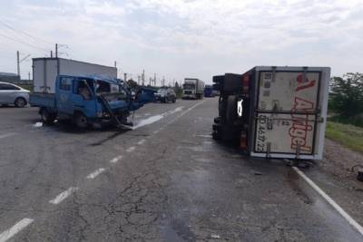Под Крымском в аварии пострадали три человека, включая подростка