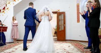 Подсчитано число заключивших брак в красивые даты москвичей