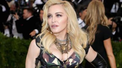 Суд Петербурга прокомментировал ситуацию со штрафом Мадонне в $1 млн