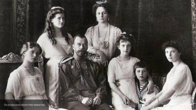 Историк: тела царской семьи Романовых пытались растворить в кислоте