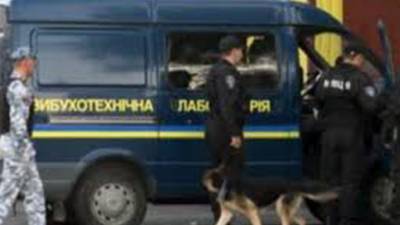 Массовая эвакуация людей и полиция повсюду: что происходит в Харькове