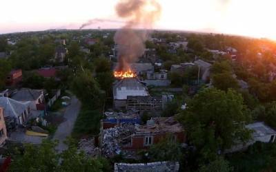 Обстрел Горловки — повреждена магистраль СДД, в Зайцево горят дома