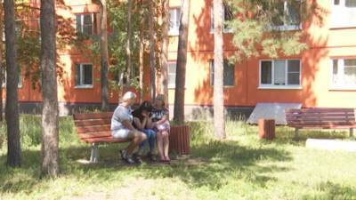 В иркутском поселке фельдшер вынесла из огня 4-летнего ребенка