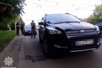 Во Львове водитель "под кайфом" спровоцировал ДТП и пытался подкупить полицейских